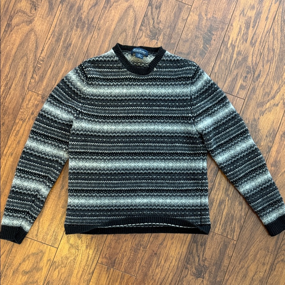 Brooks Brothers 100% Merino Wool Vintage Black and Gray Fair Isle Sweater Size S